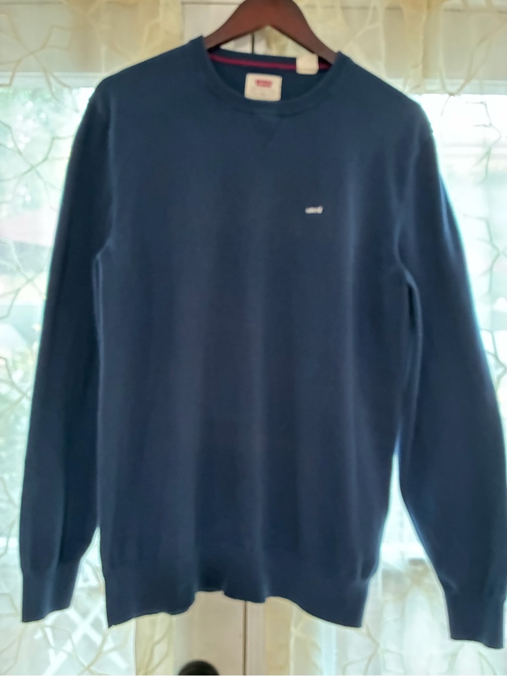 Levi’s Men’s Navy Crewneck Sweater -m